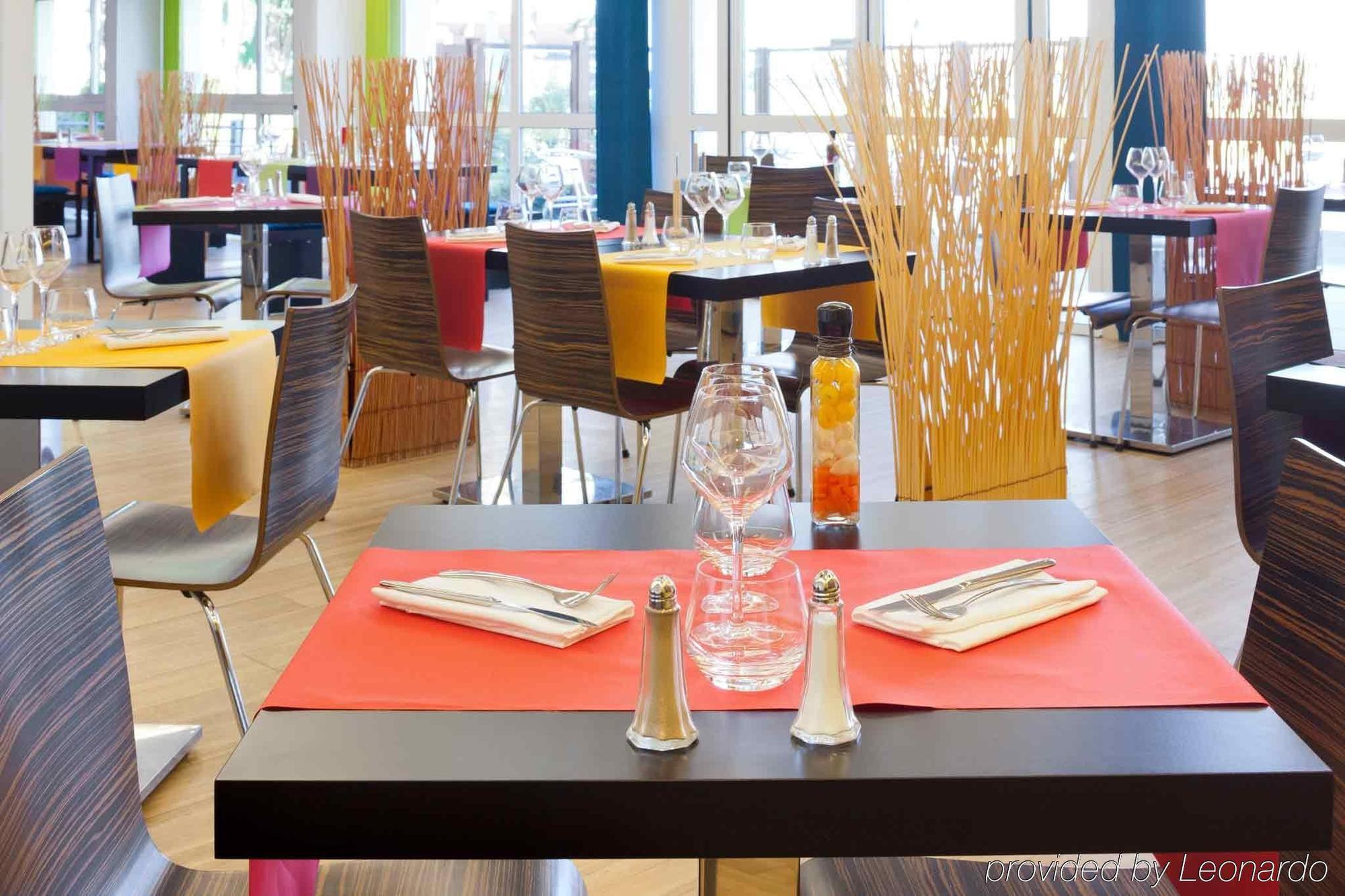 Ibis Styles Ouistreham Hotel Exterior foto