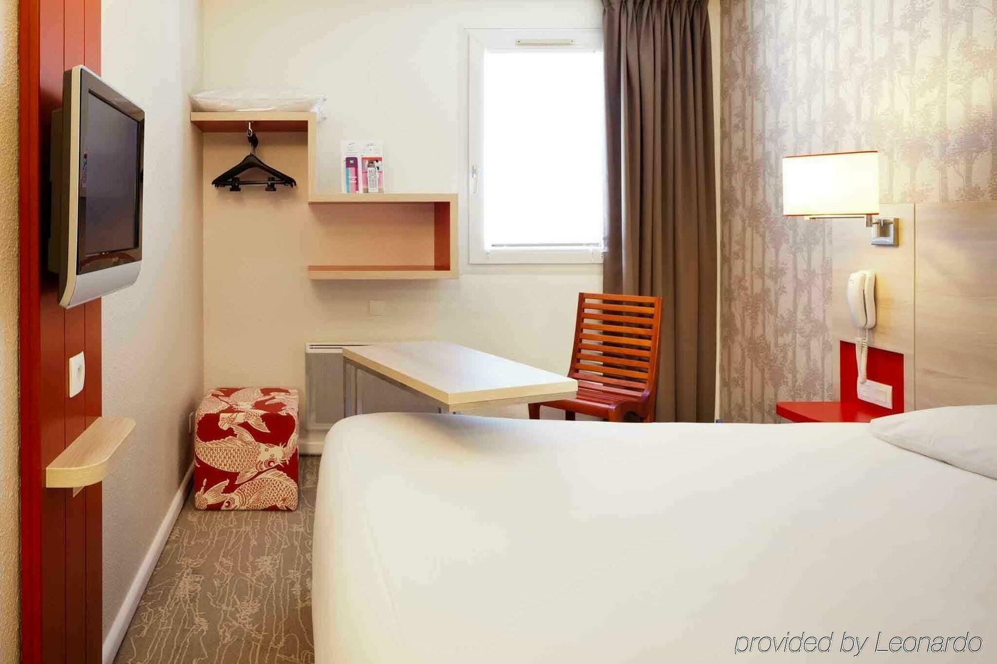 Ibis Styles Ouistreham Hotel Exterior foto
